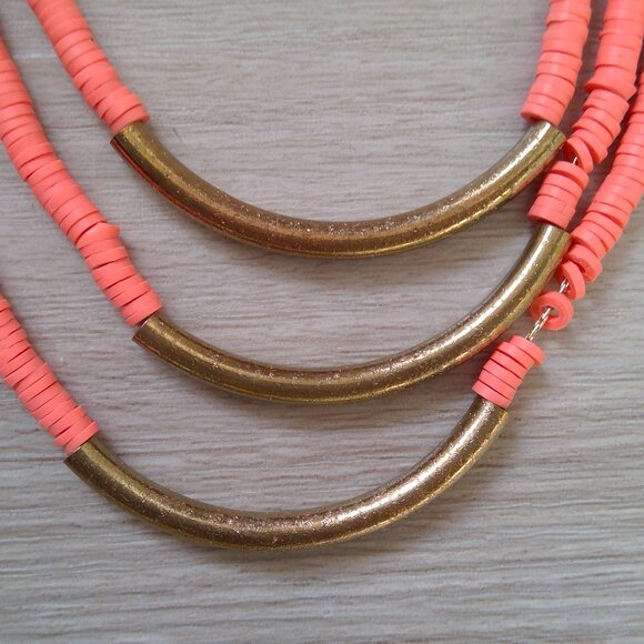 Cutie Coral Bead Necklace - Picture 3 of 4